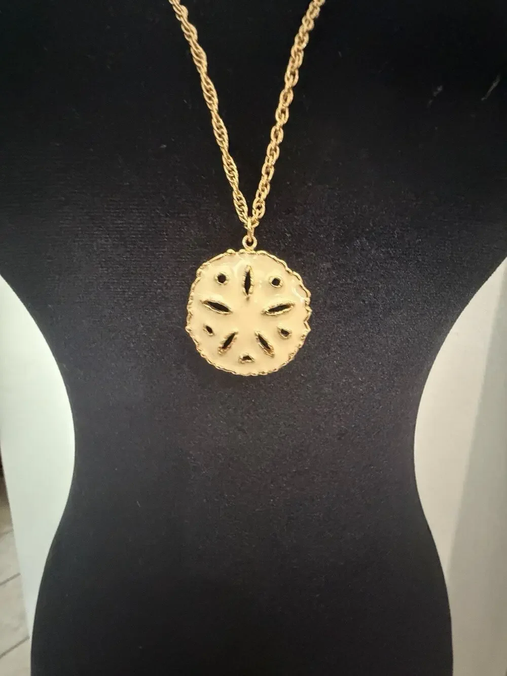 Vintage Gold Tone Sand Dollar Pendant Necklace 31 Inch Coastal Beach Style